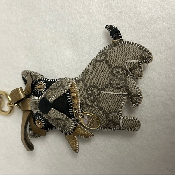 GUCCI FRENCH BULLDOG KEYCHAIN Leroy Guccioli Dog Frenchie Monogram Charm - Picture 9 of 15